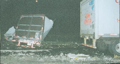 TTrailer_Blows_Tire_2005___5_.jpg