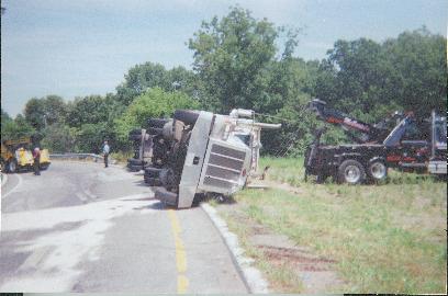 TTrailer_overturned_8_2007___1_.jpg